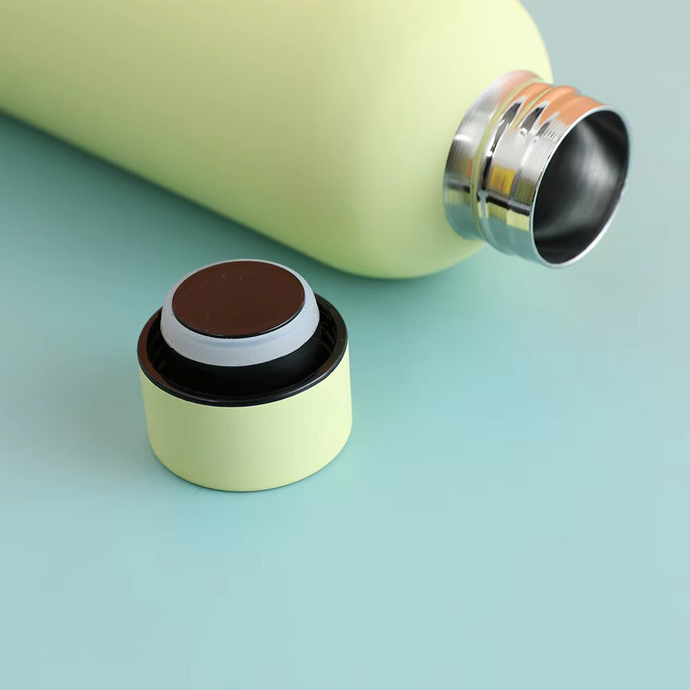 Solid Color Thermal Bottle 500ml - Image 4